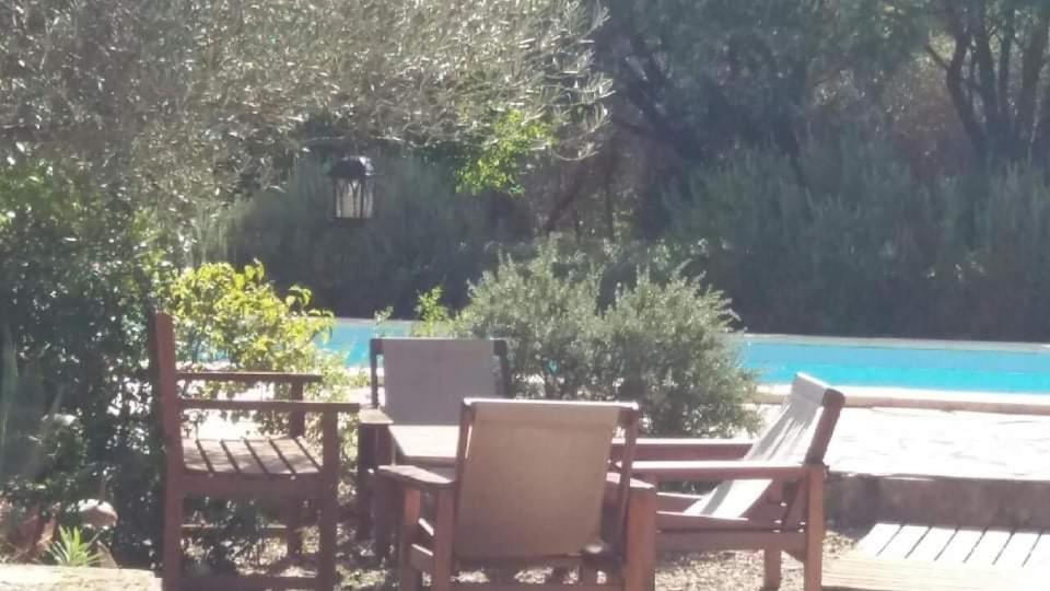 Le Kalarino Bed & Breakfast Saint-Remeze Dış mekan fotoğraf